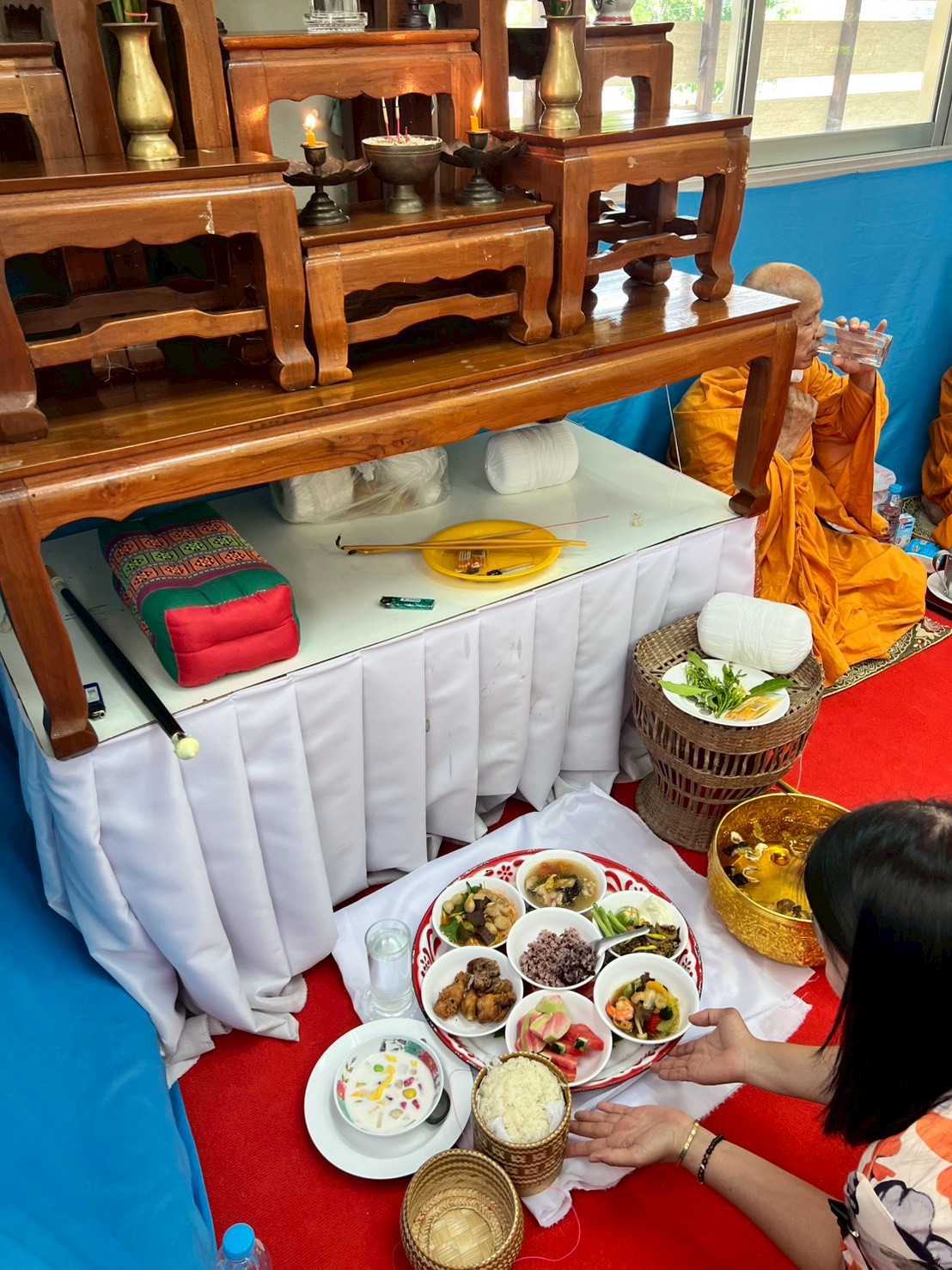 title - ส.ป.ก. ยโสธร จัดพิธีเจริญพระพุทธมนต์ทำบุญถวายภัตตาหารเพลแด่พระสงฆ์ พิธีสักการะศาลเจ้าที่และสิ่งศักดิ์สิทธิ์ประจำสำนักงาน เนื่องในเทศกาลวันขึ้นปีใหม่ไทย